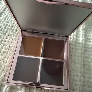 Ace Beaute ultimate sculpt face palette